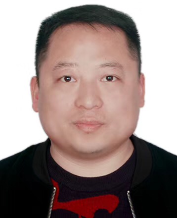 刘天一,山东人,北京华誉传奇影业董事长,国内知名策划人,影视.